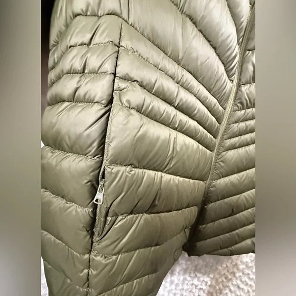 Lands End Women’s 2X Olive Green Wanderweight Packable Down Hooded Long Jacket - Picture 6 of 11